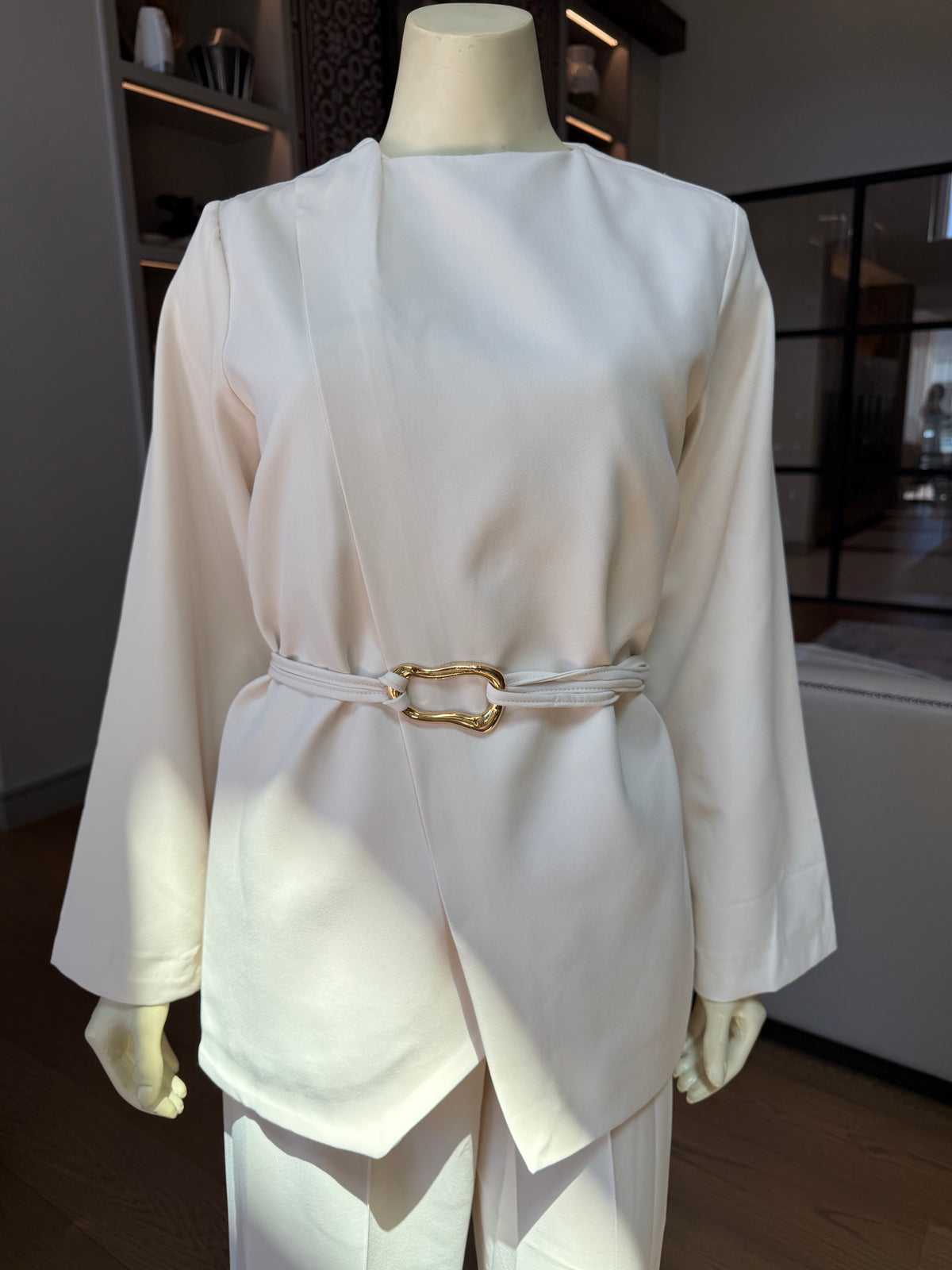 Belted Modest Two-Piece Set – Burgundy & Beige