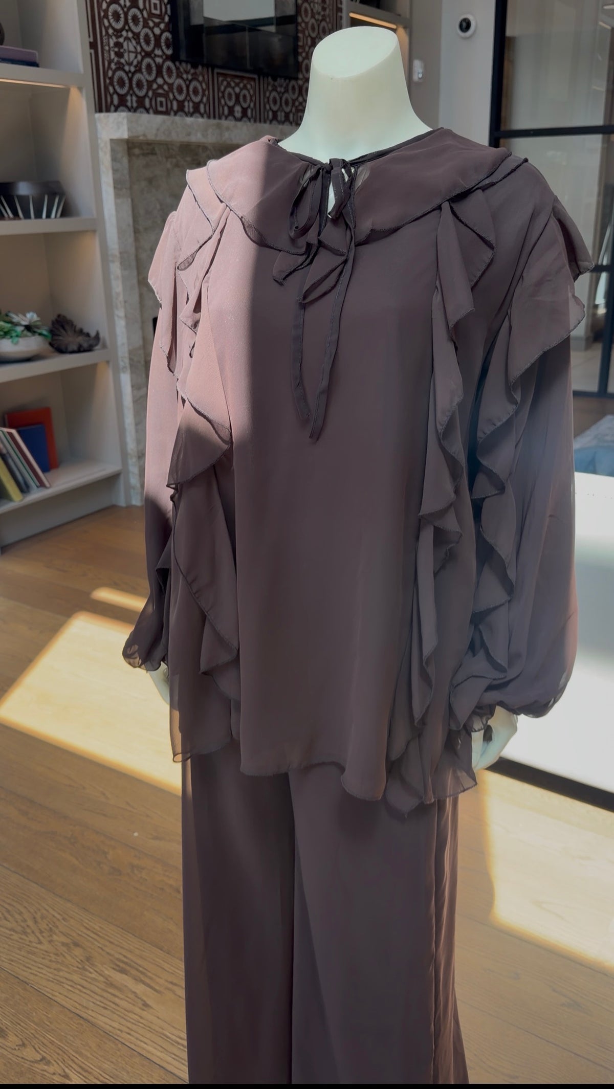 Ruffle Chiffon Two-Piece Set – Brown & Pink